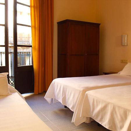 Hotel Jaume I Barcelona Bagian luar foto