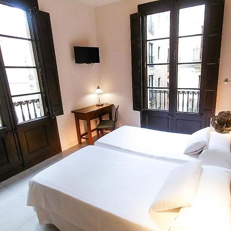 Hotel Jaume I Barcelona Bagian luar foto